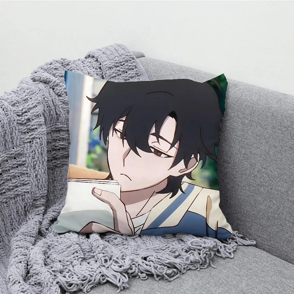 Link Click Cheng Xiaoshi Throw Pillow